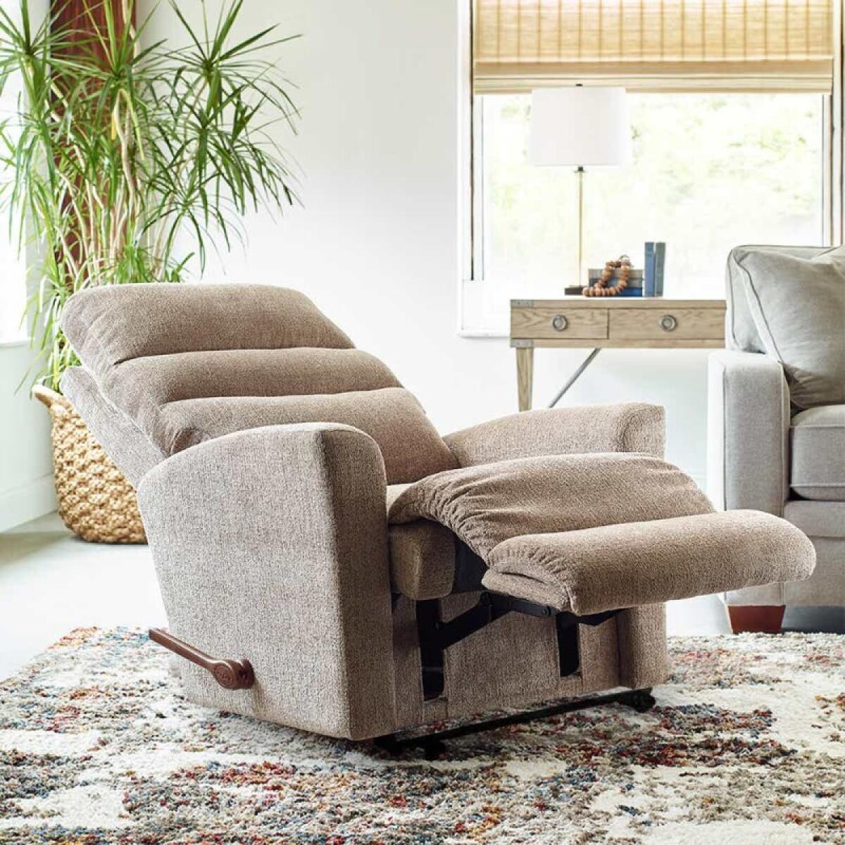 Liam Wall Recliner - 016786 - Image 5