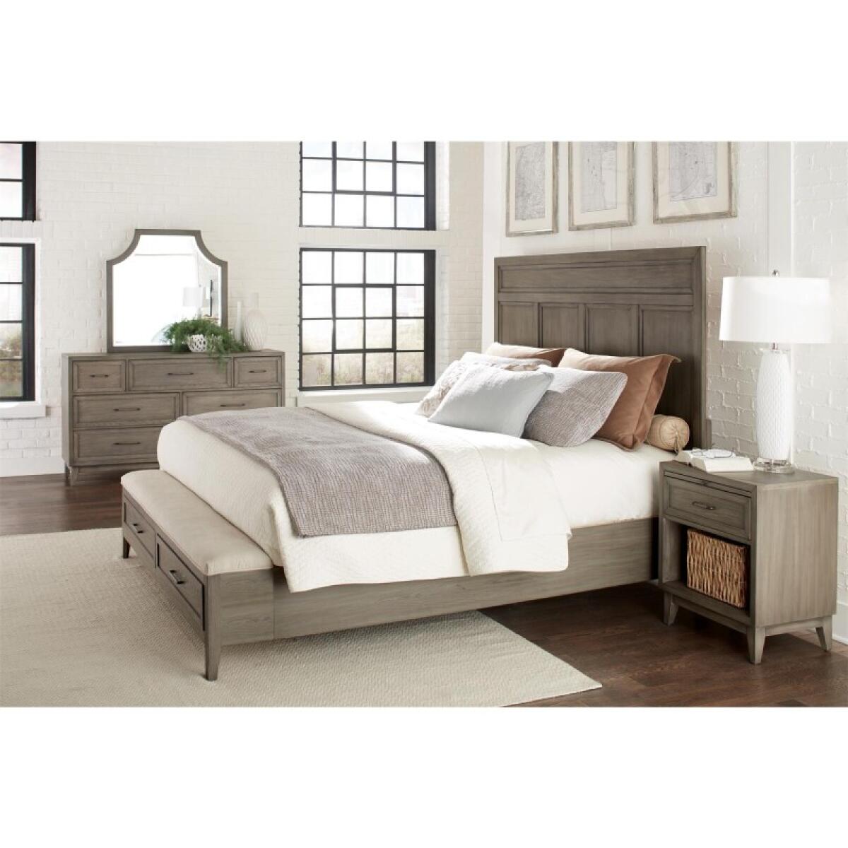 Bedroom - Image 4