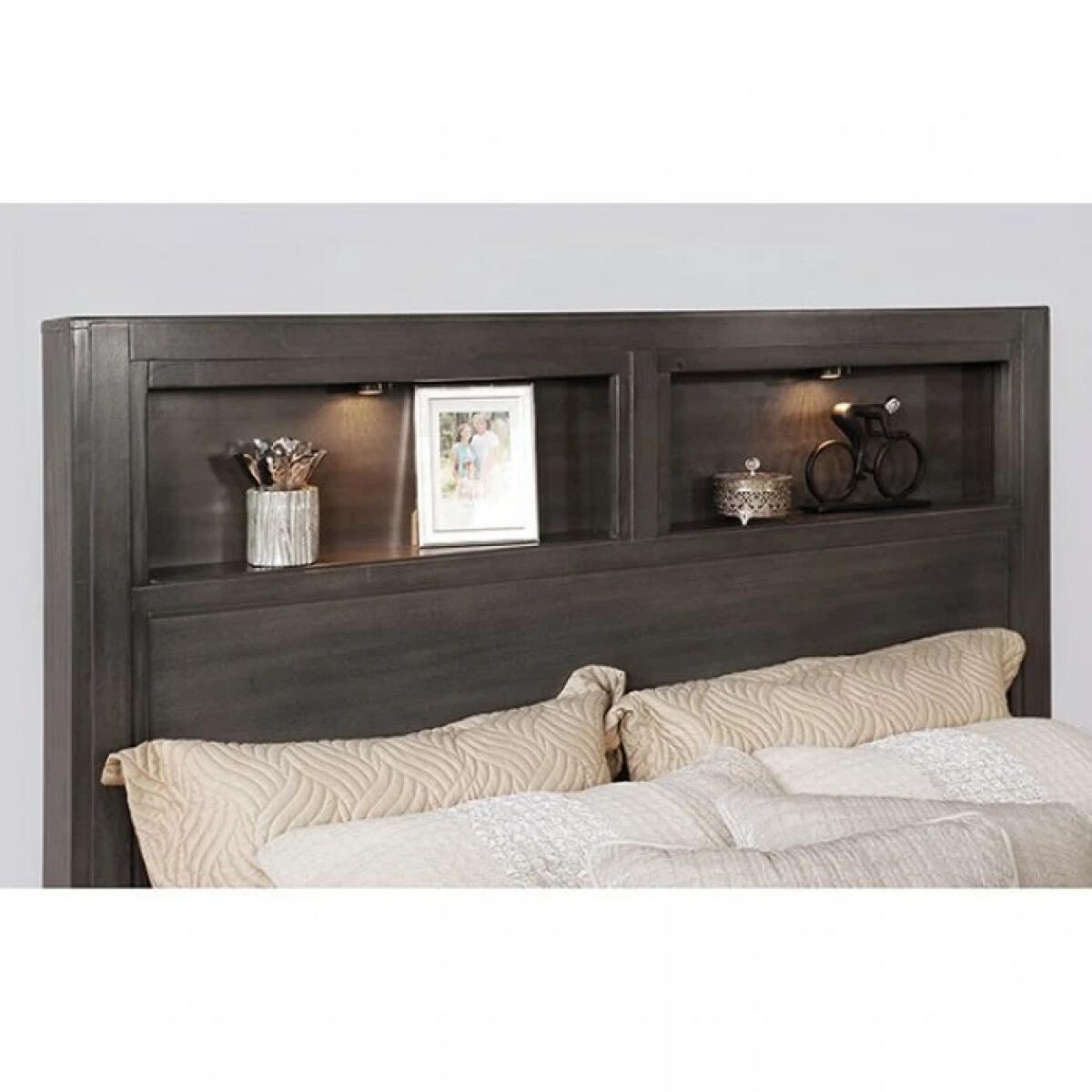 Karla 5 Pc Queen Bedroom Set - Image 4