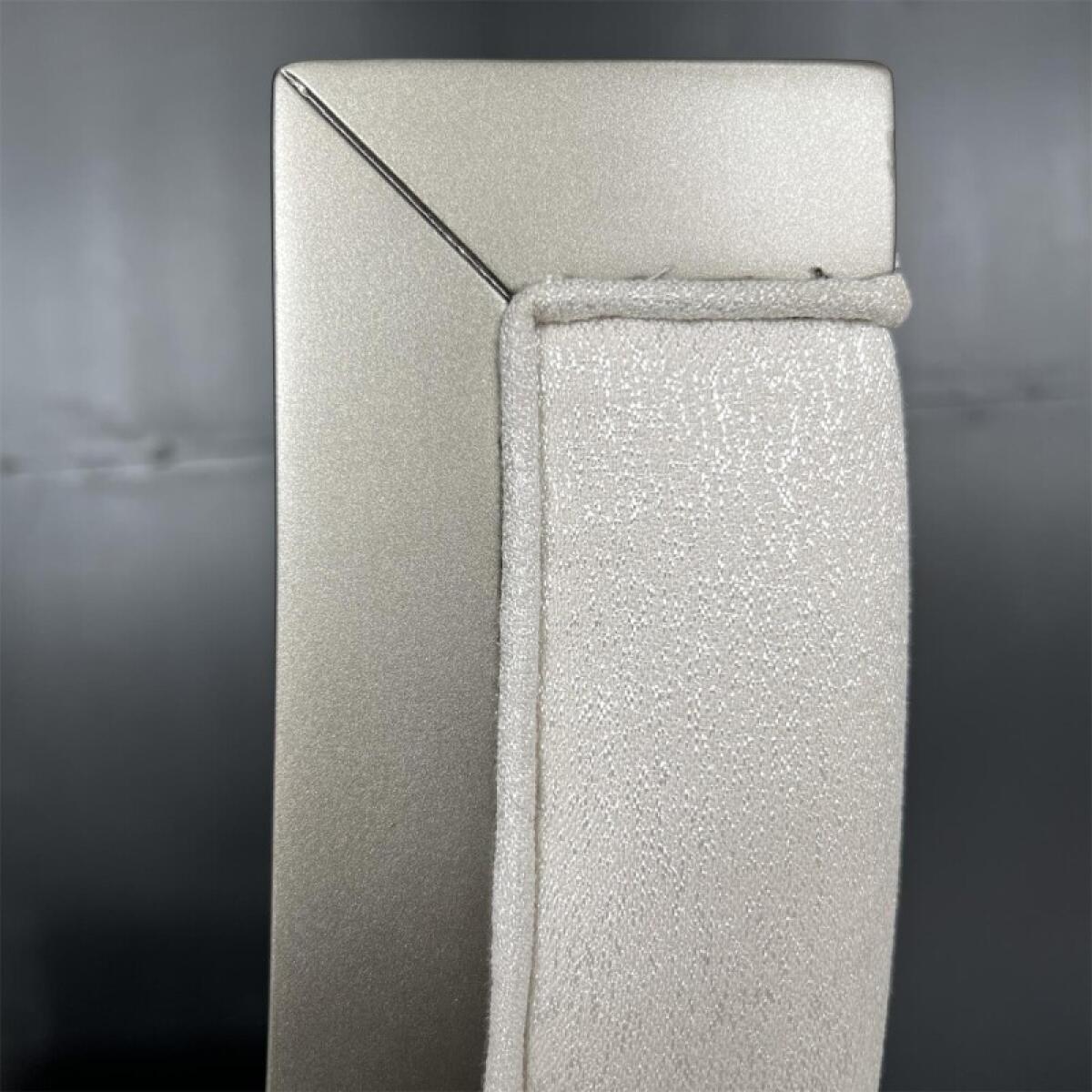 Hepburn Uph Host Chair 2in - Image 8