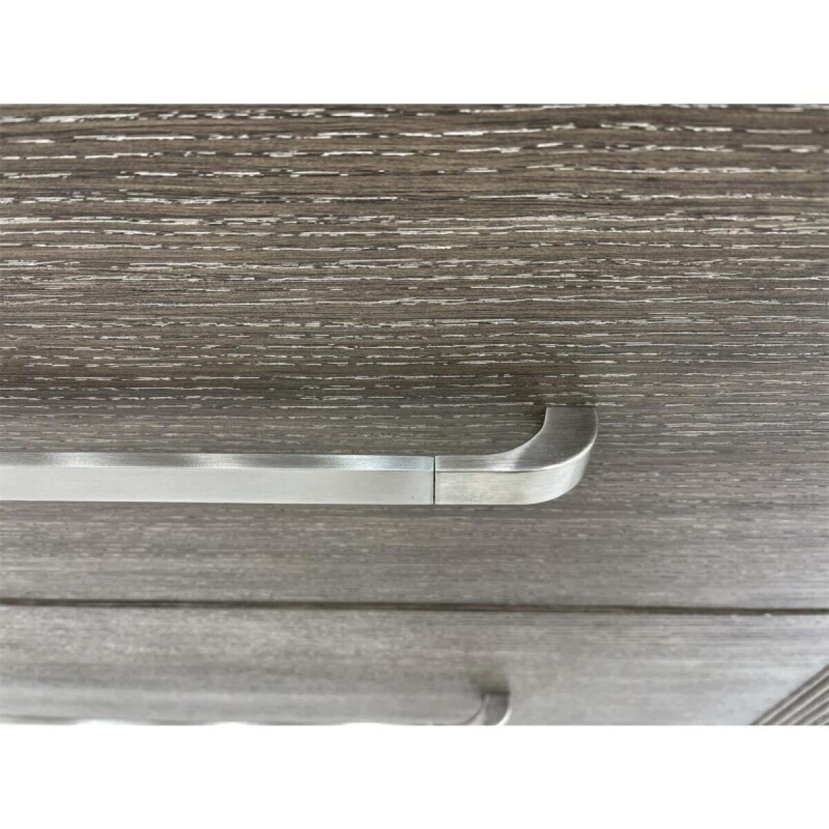 Sariel 9-Drawer Dresser - Image 9