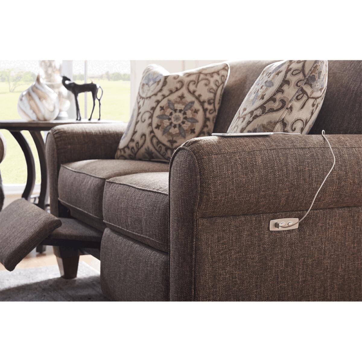 Bennett duo® Reclining Loveseat - P93899 - Image 5