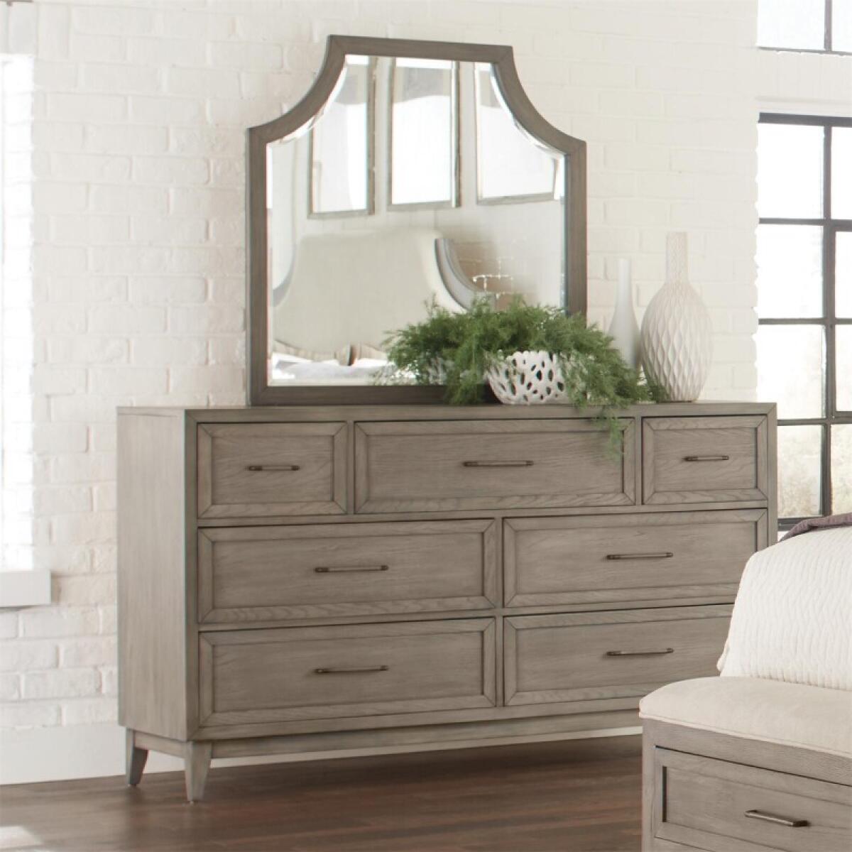 Bedroom - Image 2