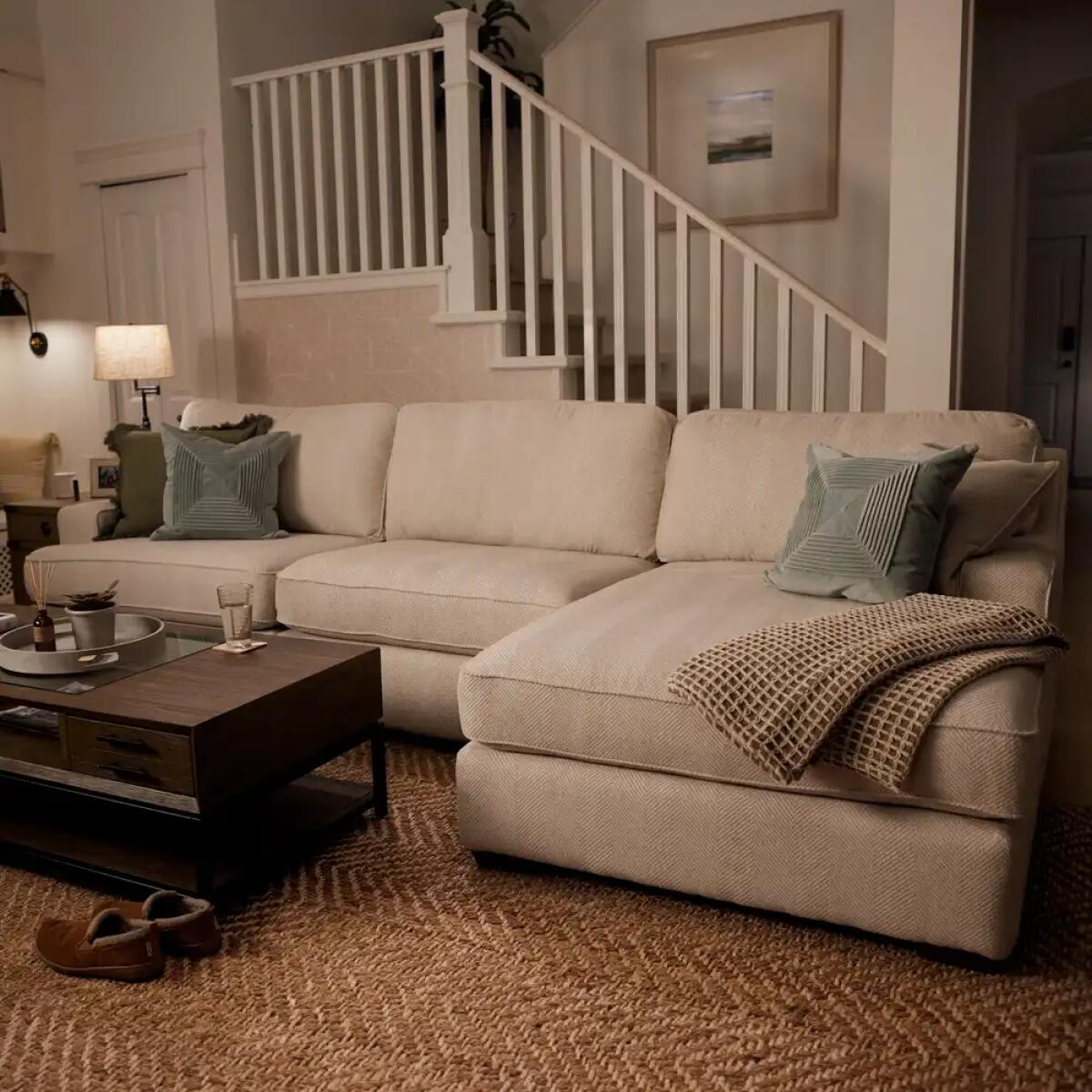 Paxton Sectional - 663 - Image 3