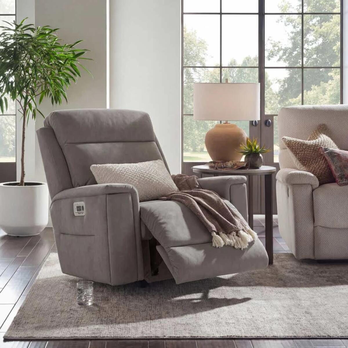 Ace Power Wall Recliner w/ Headrest & Lumbar - 16X805 - Image 3