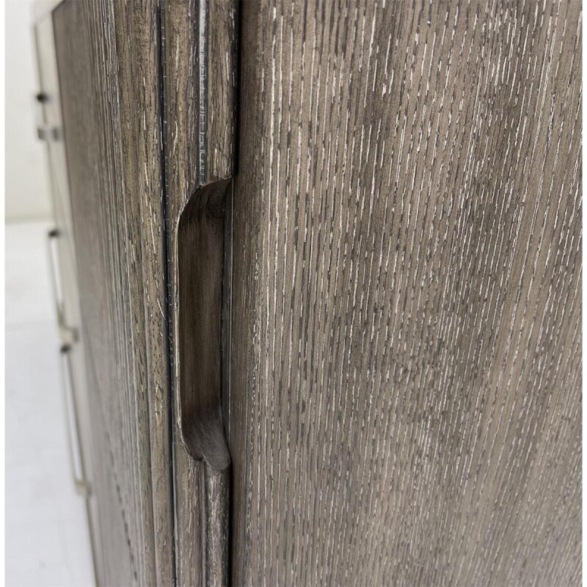 Sariel 9-Drawer Dresser - Image 8