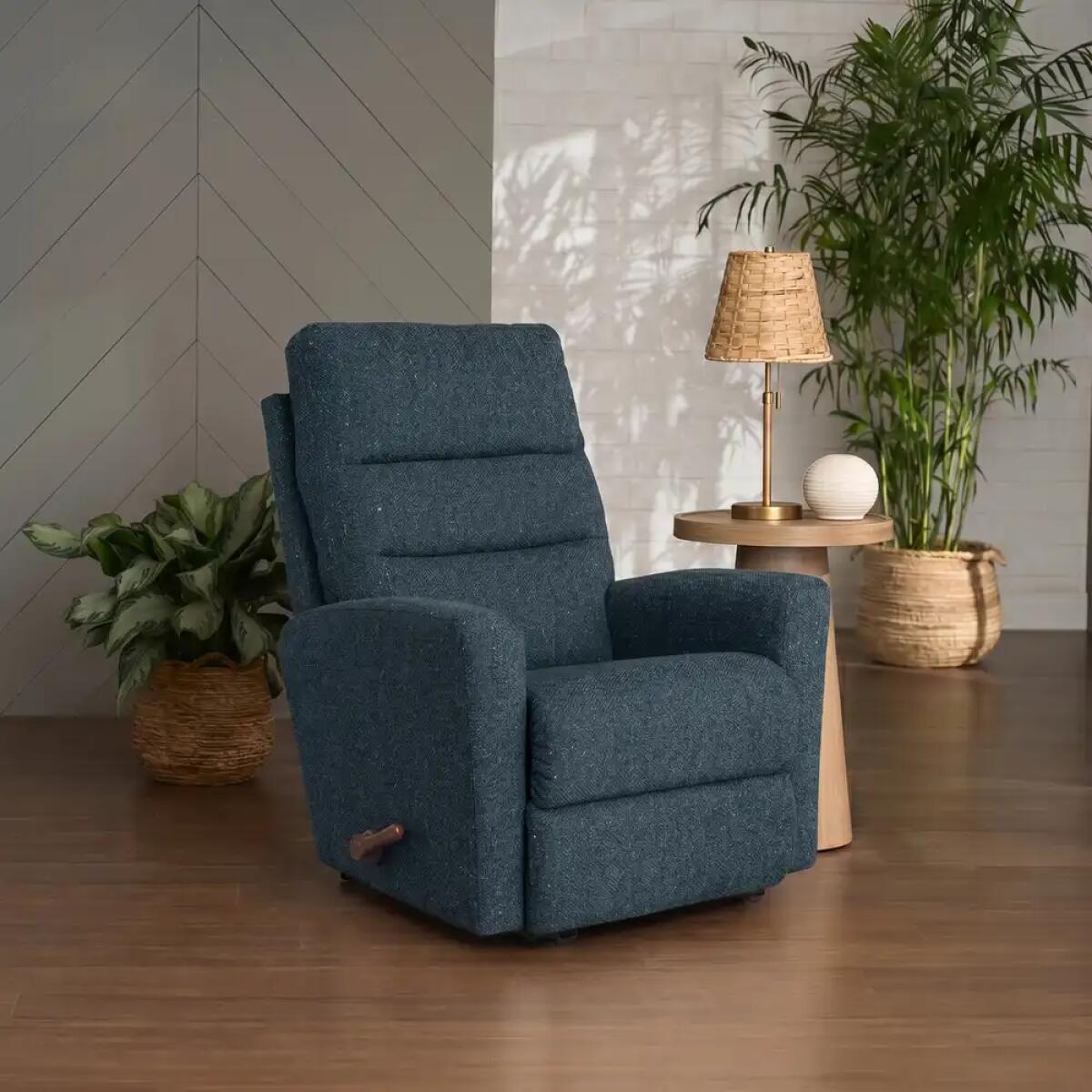 Liam Wall Recliner - 016786 - Image 3