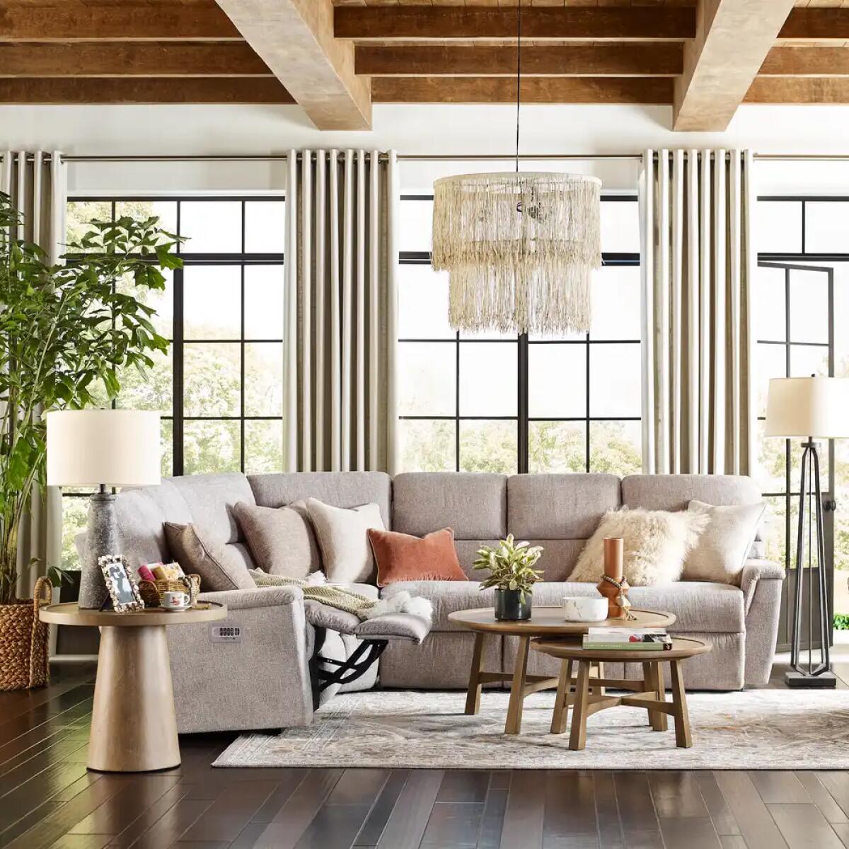 Ava Sectional - Image 13